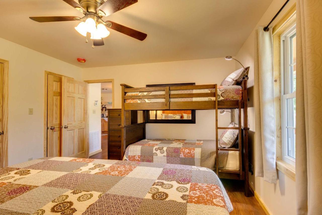 Cozy Bryson City Cabin 5 Miles To Downtown! Dış mekan fotoğraf